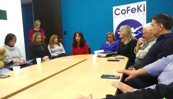 Círculo de Kinesiólogos y Fisioterapeutas de Mendoza - M5500Foa