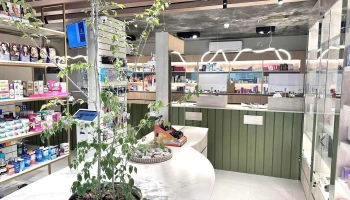 Farmacia Apotek - Yerba Buena