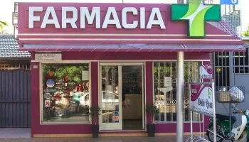 Farmacia Della Rosa - Pasaje Nte. 978
