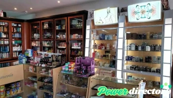 Farmacia y Perfumeria Carle - El Trebol