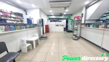 Farmacias Uomax Avellaneda - Avellaneda