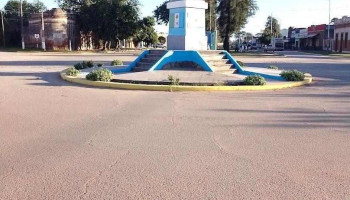 Municipalidad Presidencia de la Plaza - Resistencia De La Plaza