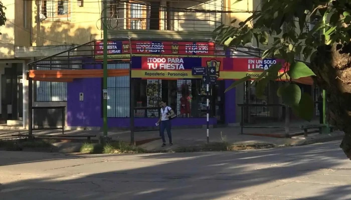 Alta Fiesta Cotillon -  Del Propietario - Yerba Buena