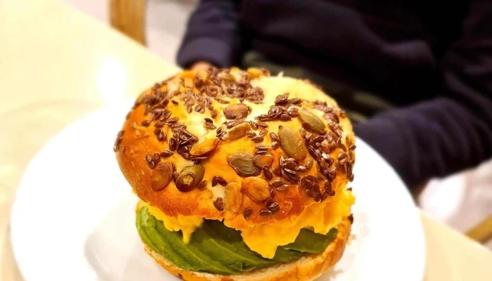 Amor Es Comer Yb -  Catalogo - Yerba Buena