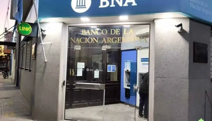 Banco De La Nacion Argentina Exterior - Presidencia de la Plaza