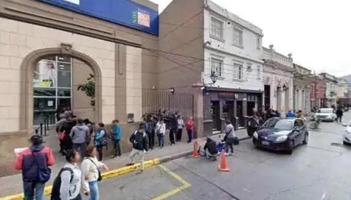 Banco Santiago Del Estero -    Sucursal Salta Telefonodeg - Salta
