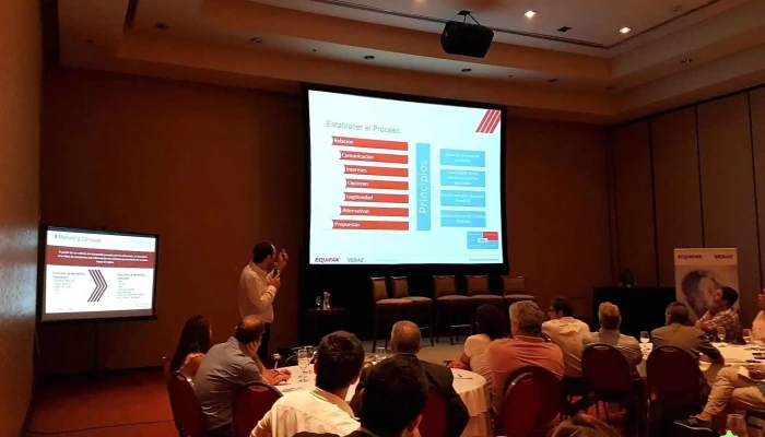 Buro Group   Equifax Veraz Cuyo Y Patagonia Interior - Mendoza