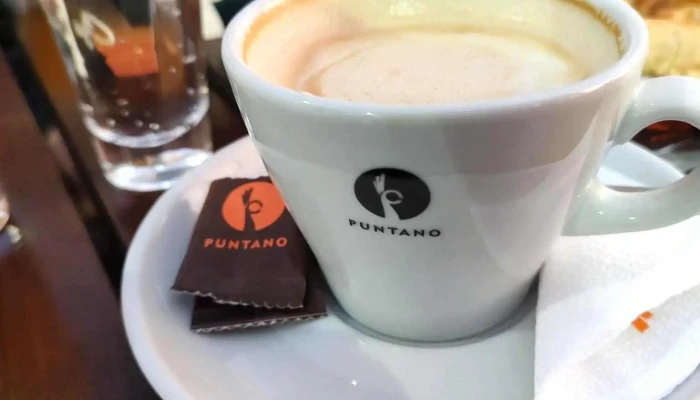Cafe Puntano Capuchino - La Punta