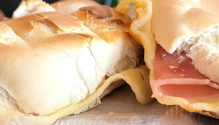 Cafeteria Black Instagram - San Luis