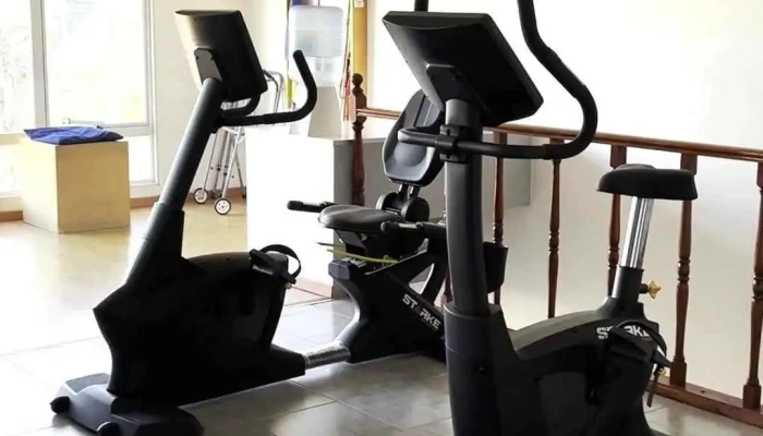 Clinica Kinesis -    Traumatologia Y Kinesiologia Opiniones - Río Colorado