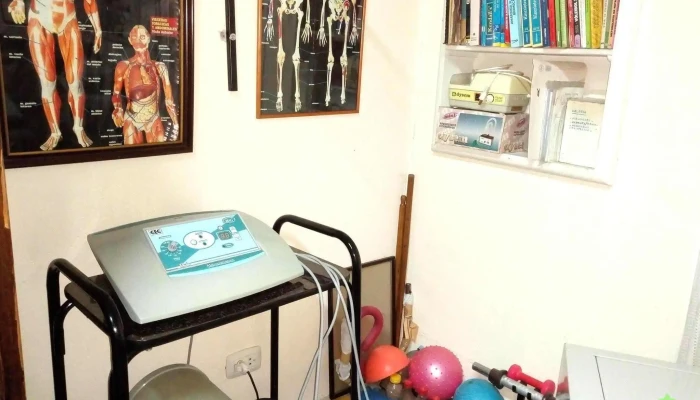 Consultorio De Kinesiologia Y Fisioterapia Del Propietario - Córdoba