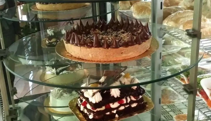 Del Teatro Panaderia Confiteria Pastel - Santiago del Estero