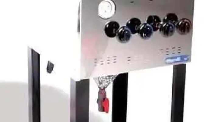 Diaz -    Equipamiento Comercial Del Propietario - Chimbas