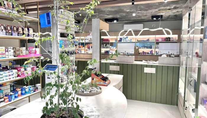 Farmacia Apotek - Yerba Buena