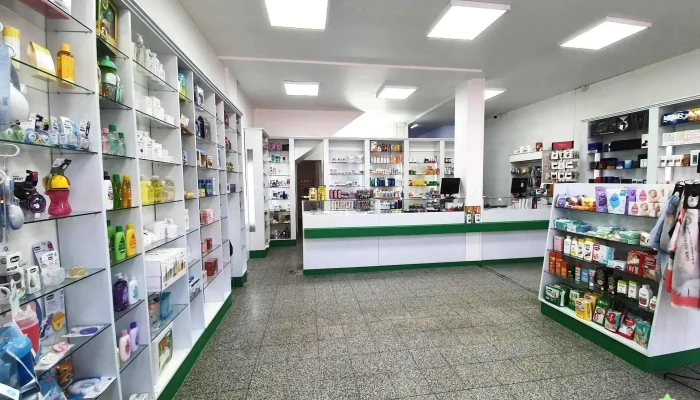 Farmacia Estuardo Romero Iii - Gral. Roca