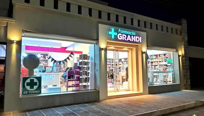 Farmacia grandi - Alejandro Roca