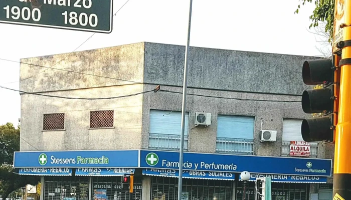 Farmacia Stessens - Av. 7 De Marzo 1884