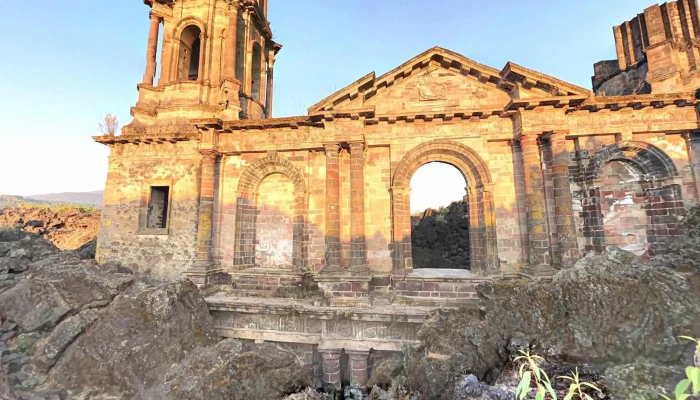 Iglesia -  Ubicaciondeg - Iglesia