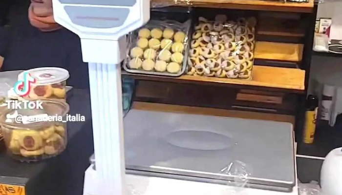 La Panaderia -  Videos - Frías