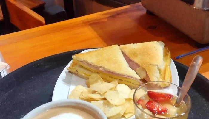 Las Palmeras Cafeteria Y Panaderia Cafe - Tafí Viejo