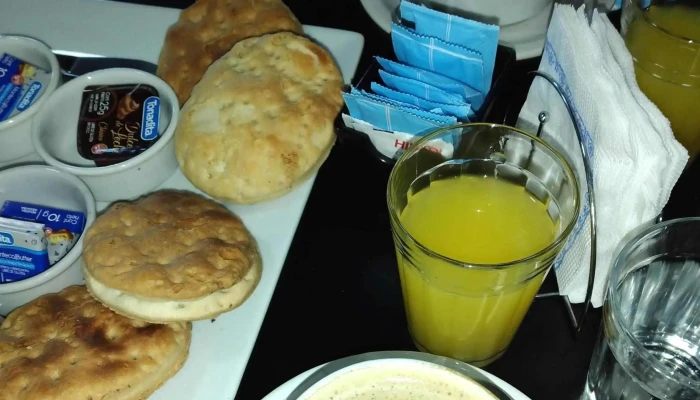 Panaderia Cafeteria Mayo Abierto Ahora - Sumampa