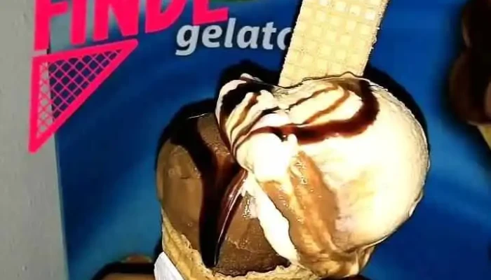 Panaderia Heladeria La Plaza Videos - Los Telares