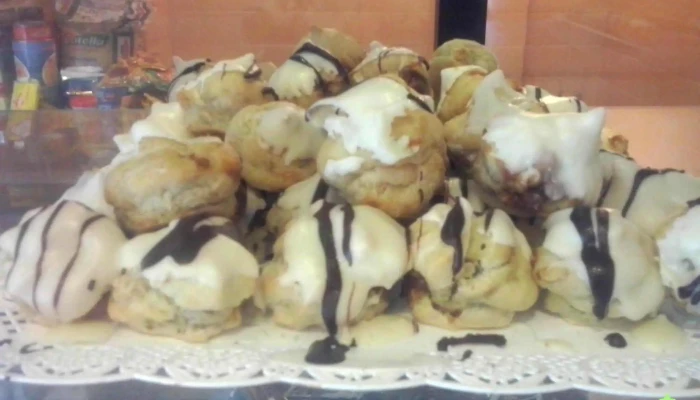 Panaderia La Florida Comida Y Bebida - San Miguel de Tucumán
