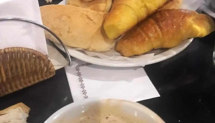 Pasteleria Atilio Mansilla A Y M Comida Y Bebida - Monteros
