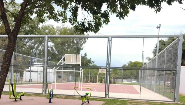 Polideportivo Municipal Marull - Marull