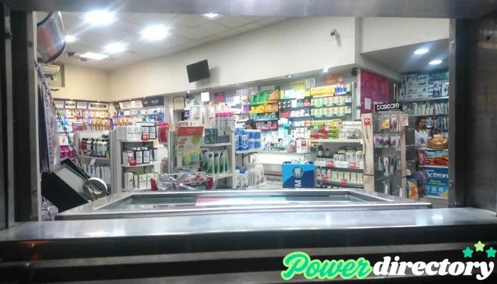 Red Farmashop. - Córdoba 2999