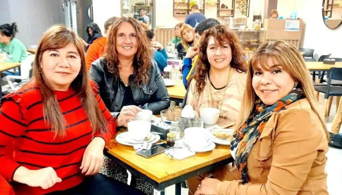 Roma Cafe Club Ambiente - Monteros