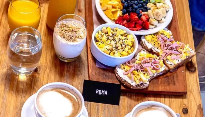 Roma Cafe Club Comida Y Bebida - Monteros