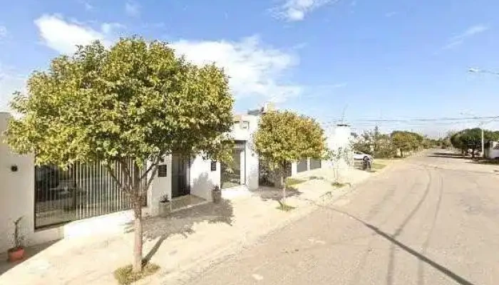 Salvi Productores Asesores De Seguros -  Zonadeg - Villa Ascasubi