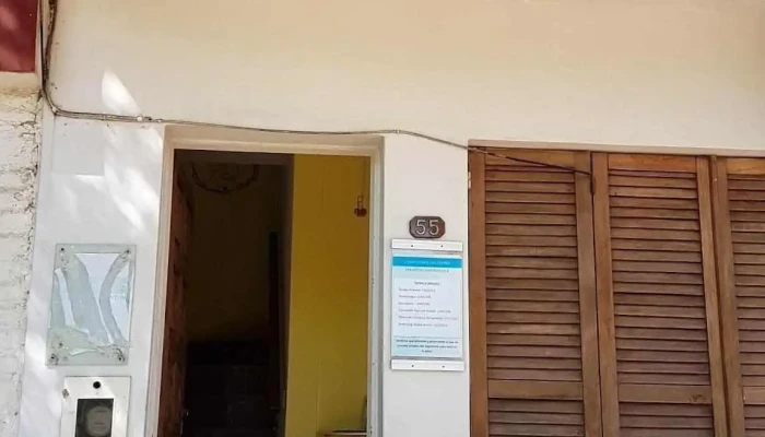 Terapéutica Sustentable. Consultorios Del Centro - Colón